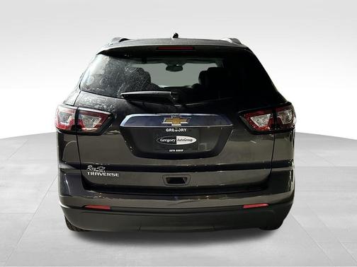 2017 Chevrolet Traverse LS