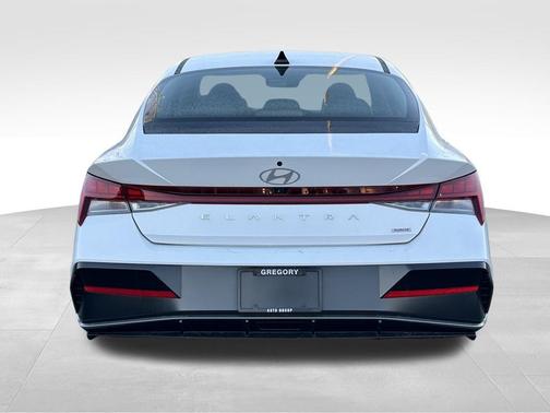 2025 Hyundai ELANTRA HEV Limited