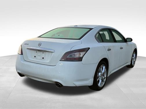 2014 Nissan Maxima SV