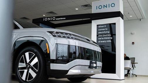 Blue 2025 Hyundai IONIQ 6 Limited