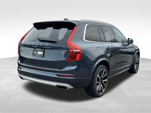 2021 Volvo XC90 T6 Momentum 6 Passenger