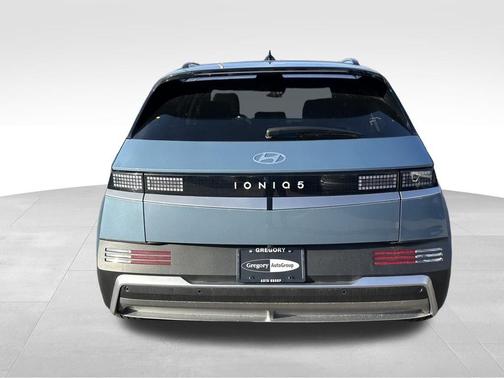2025 Hyundai IONIQ 5 SEL