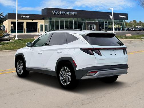 White 2026 Hyundai TUCSON Plug-In Hybrid Limited
