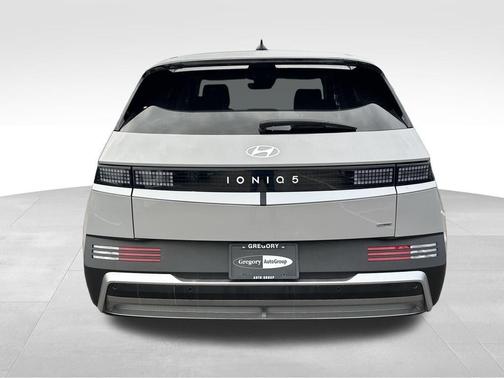 2025 Hyundai IONIQ 5 SE