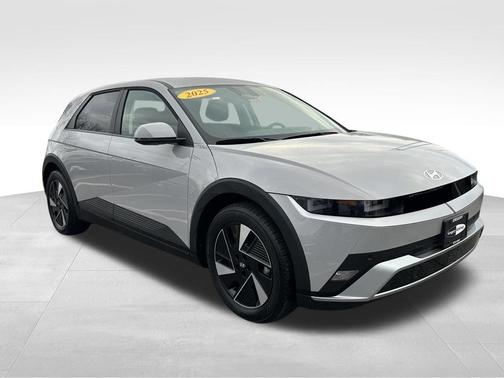 2025 Hyundai IONIQ 5 SE