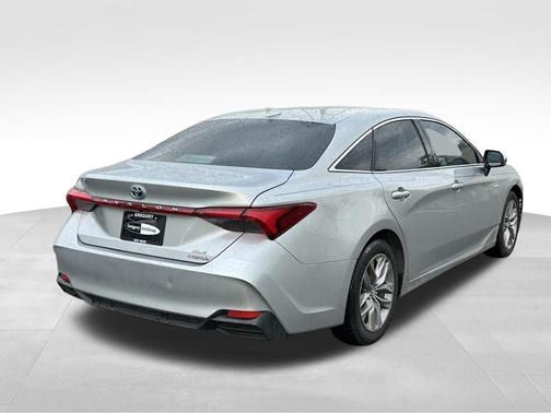 Celestial Silver Metallic 2020 Toyota Avalon Hybrid XLE