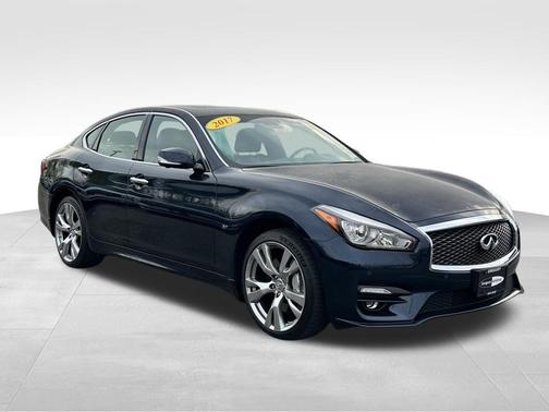Hermosa Blue 2017 INFINITI Q70 3.7X
