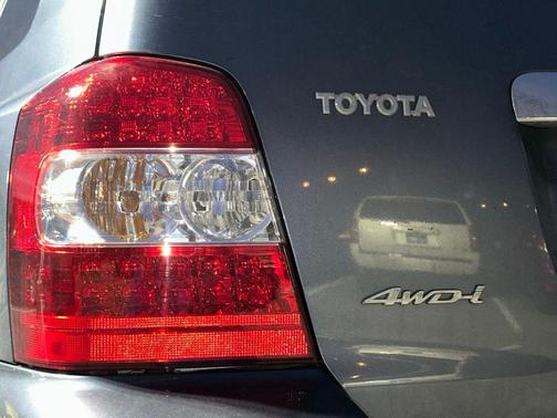 2006 Toyota Highlander Hybrid V6