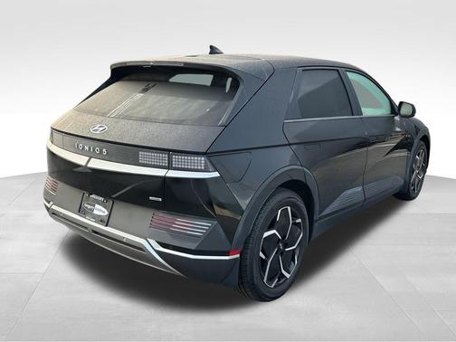 2022 Hyundai IONIQ 5 SE