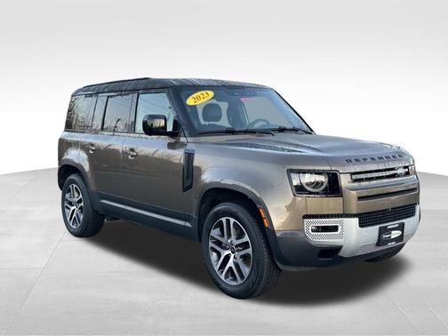 Gondwana Stone 2023 Land Rover Defender 110 S