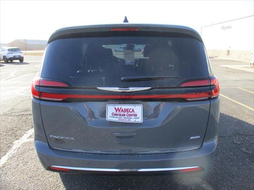 2025 Chrysler Pacifica L