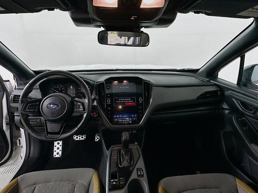 Crystal White Pearl 2024 Subaru Crosstrek Sport