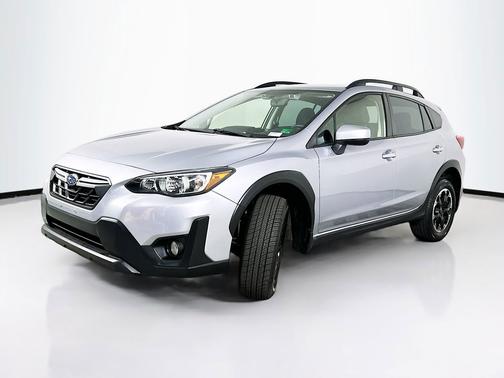 Ice Silver Metallic 2021 Subaru Crosstrek Premium