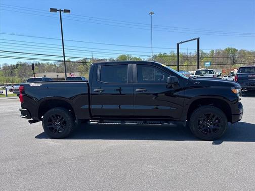 2025 Chevrolet Silverado 1500 Custom Trail Boss