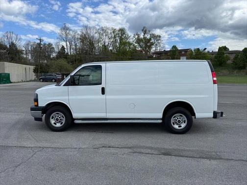 2022 GMC Savana 2500 Work Van