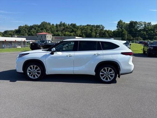 2023 Toyota Highlander Limited