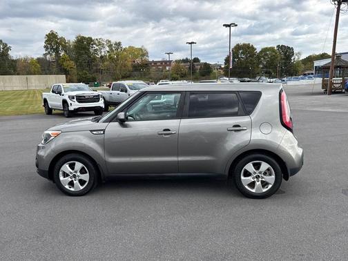 2017 Kia Soul Base