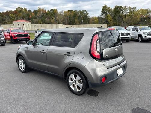 2017 Kia Soul Base
