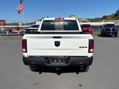 2019 RAM 1500 Classic Warlock Crew Cab 4x4 5'7' Box
