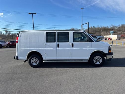 2024 GMC Savana 2500 Work Van