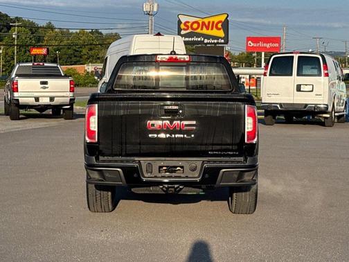 2021 GMC Canyon Denali