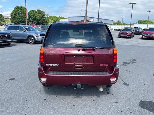 Monterey Maroon Metallic 2002 GMC Envoy SLT