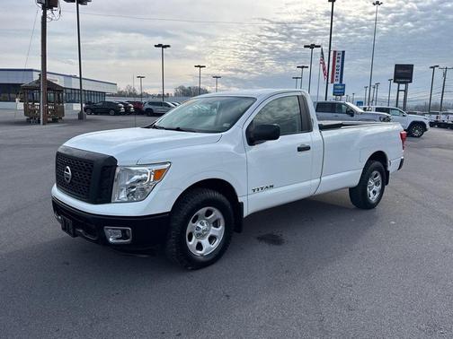 2017 Nissan Titan S
