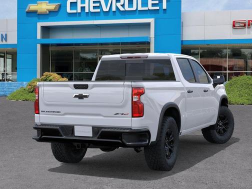 Summit White 2026 Chevrolet Silverado 1500 ZR2