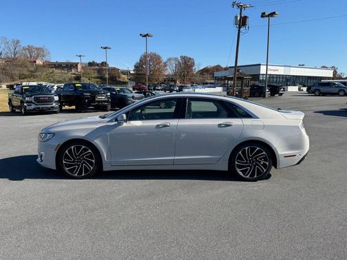 2020 Lincoln MKZ Reserve