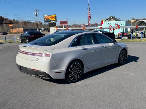 2020 Lincoln MKZ Reserve