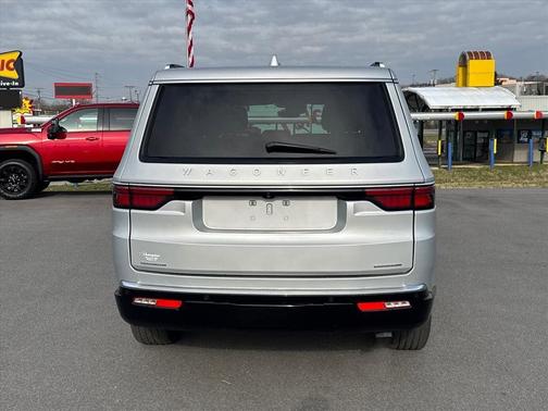 2023 Jeep Wagoneer Series III 4x4