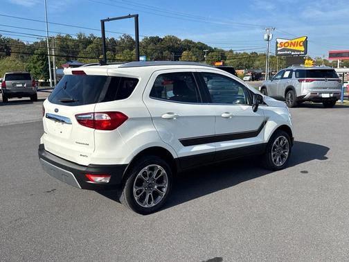 2022 Ford EcoSport Titanium