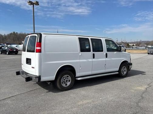 2022 GMC Savana 2500 Work Van