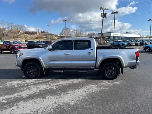 2020 Toyota Tacoma SR5