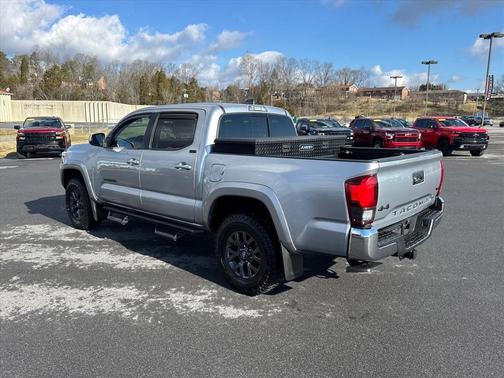 2020 Toyota Tacoma SR5