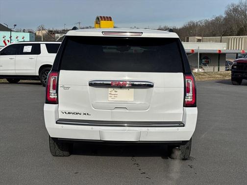 2017 GMC Yukon XL Denali
