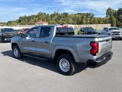 2024 Chevrolet Colorado WT
