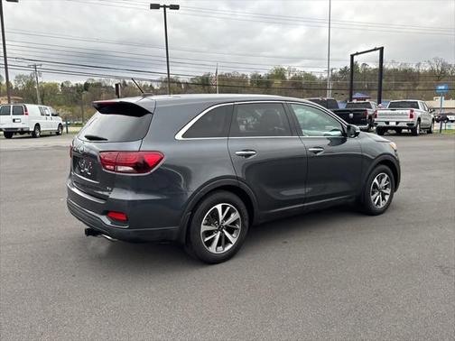 2020 Kia Sorento LX
