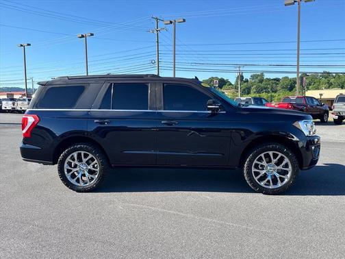 Antimatter Blue Metallic 2021 Ford Expedition XLT