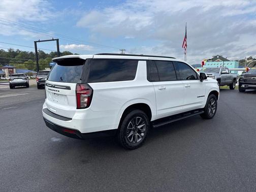 2024 Chevrolet Suburban 4WD Z71