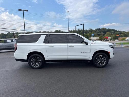 2024 Chevrolet Suburban 4WD Z71