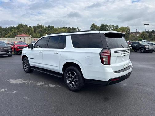 2024 Chevrolet Suburban 4WD Z71