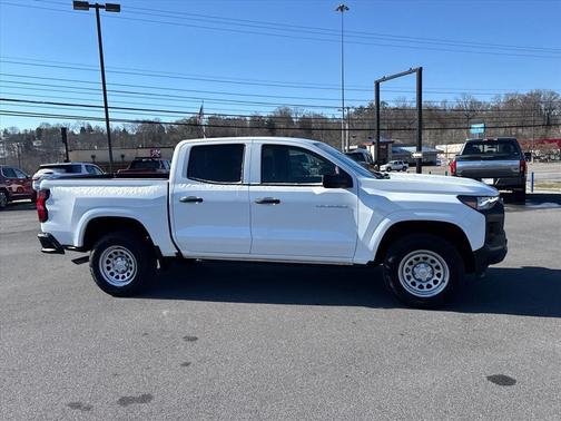 2023 Chevrolet Colorado WT