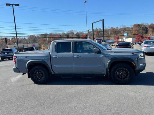 2022 Nissan Frontier PRO-X