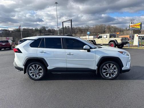 2019 Toyota RAV4 Limited