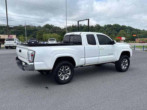 2016 Toyota Tacoma SR5
