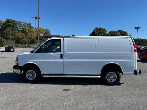 2023 Chevrolet Express 2500 RWD 2500 Regular Wheelbase WT