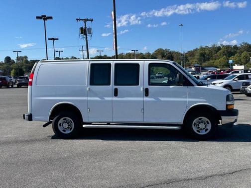 2023 Chevrolet Express 2500 RWD 2500 Regular Wheelbase WT