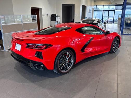2023 Chevrolet Corvette Stingray w/1LT