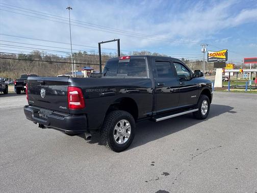 2022 RAM 2500 Big Horn Crew Cab 4x4 6'4' Box